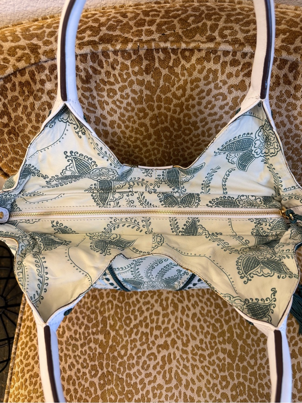 💯Auth! VINTAGE ROBERTO CAVALLI Cream/Green Floral Leather Bag w Braided Tassel - Picture 12 of 16